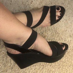 Charles Style  Wedges Black New WOB size 8M